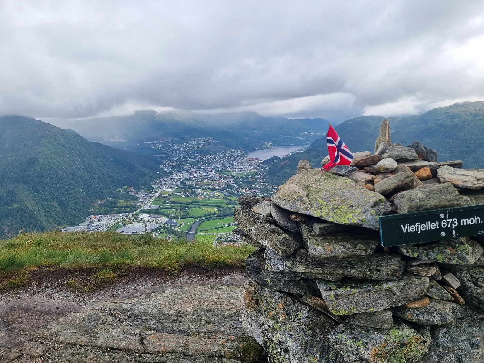 Viafjellet (709 moh)