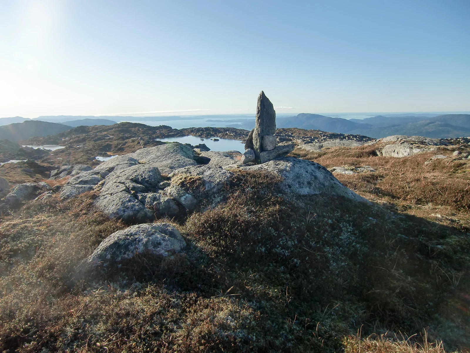 Austre Stemmefjellsnakken (853 moh)