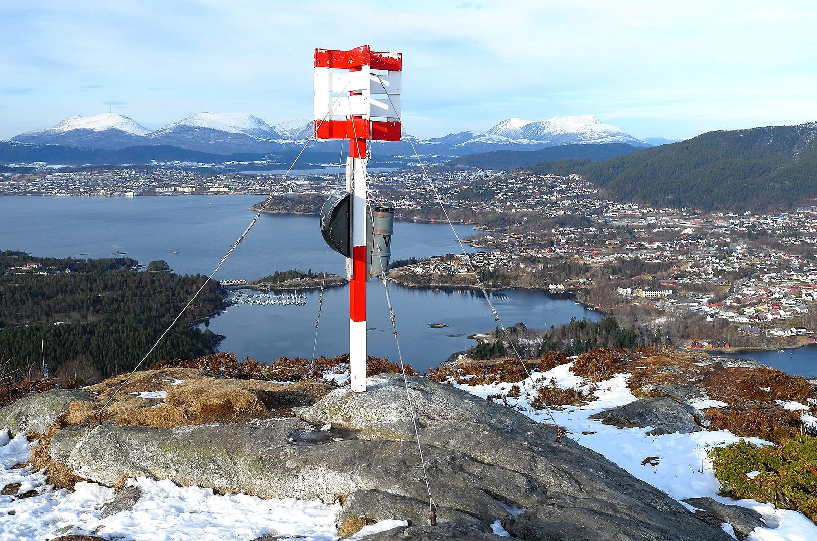 Leirvågfjellet (254 moh)