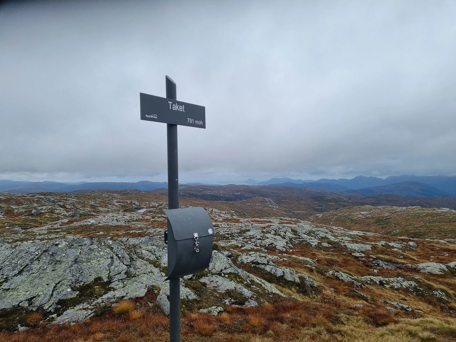 Taket (791 moh)