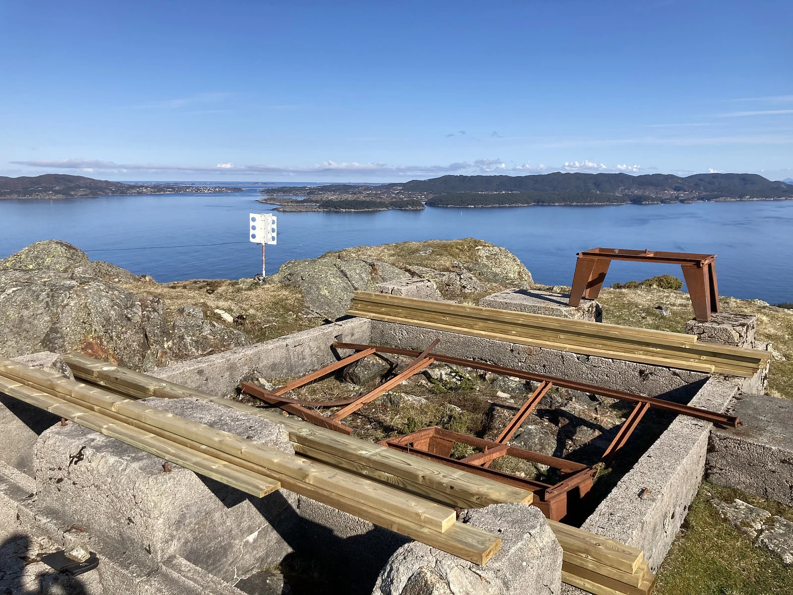 Tuftalandsfjellet (165 moh)