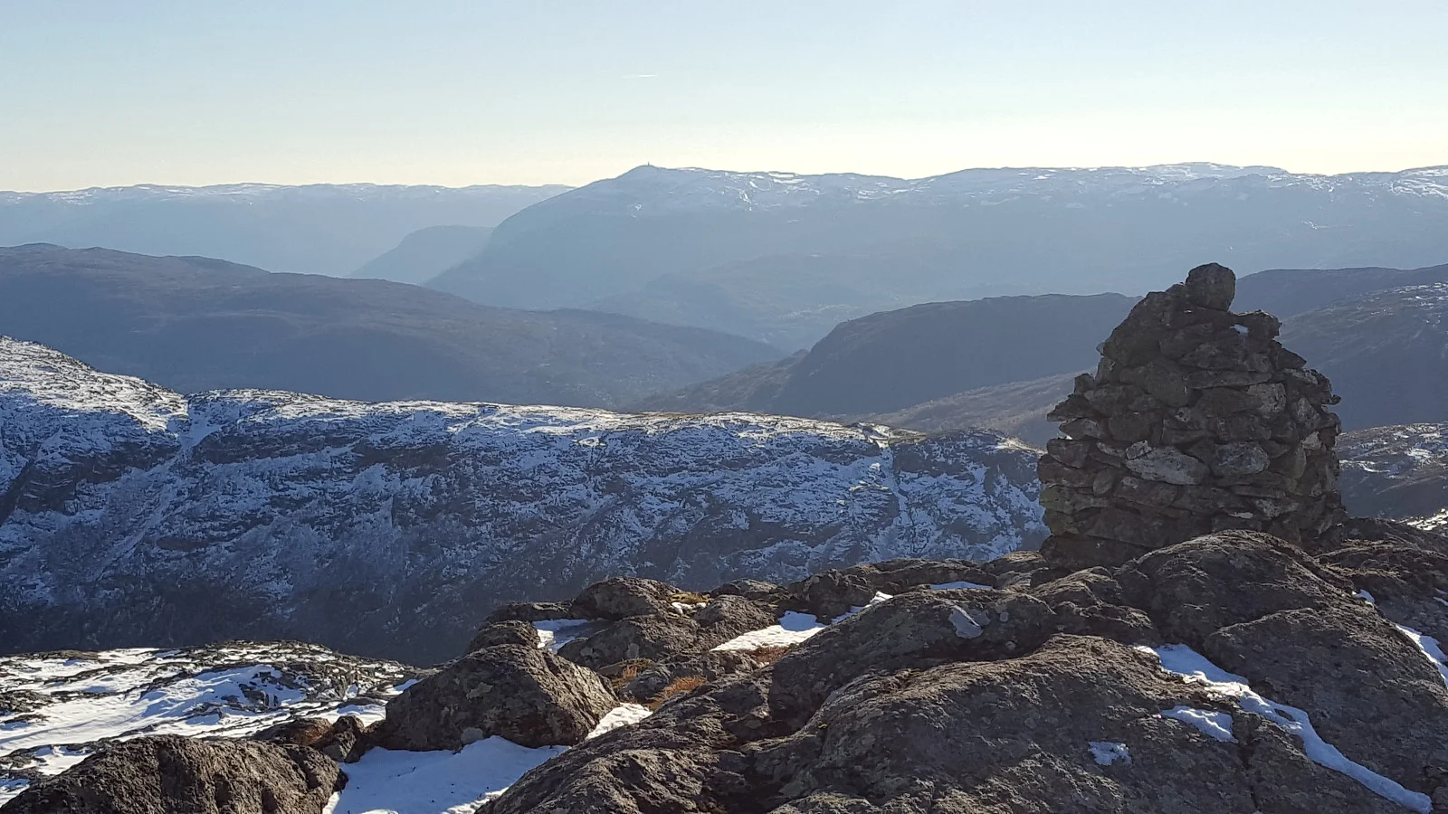 Larsfonnfjellet (1318 moh) fra Kvanndalen på Voss