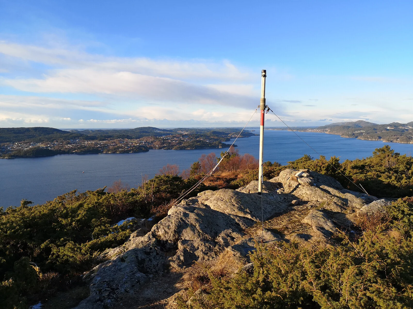Tur Olderhaug (212 moh) i Morvik