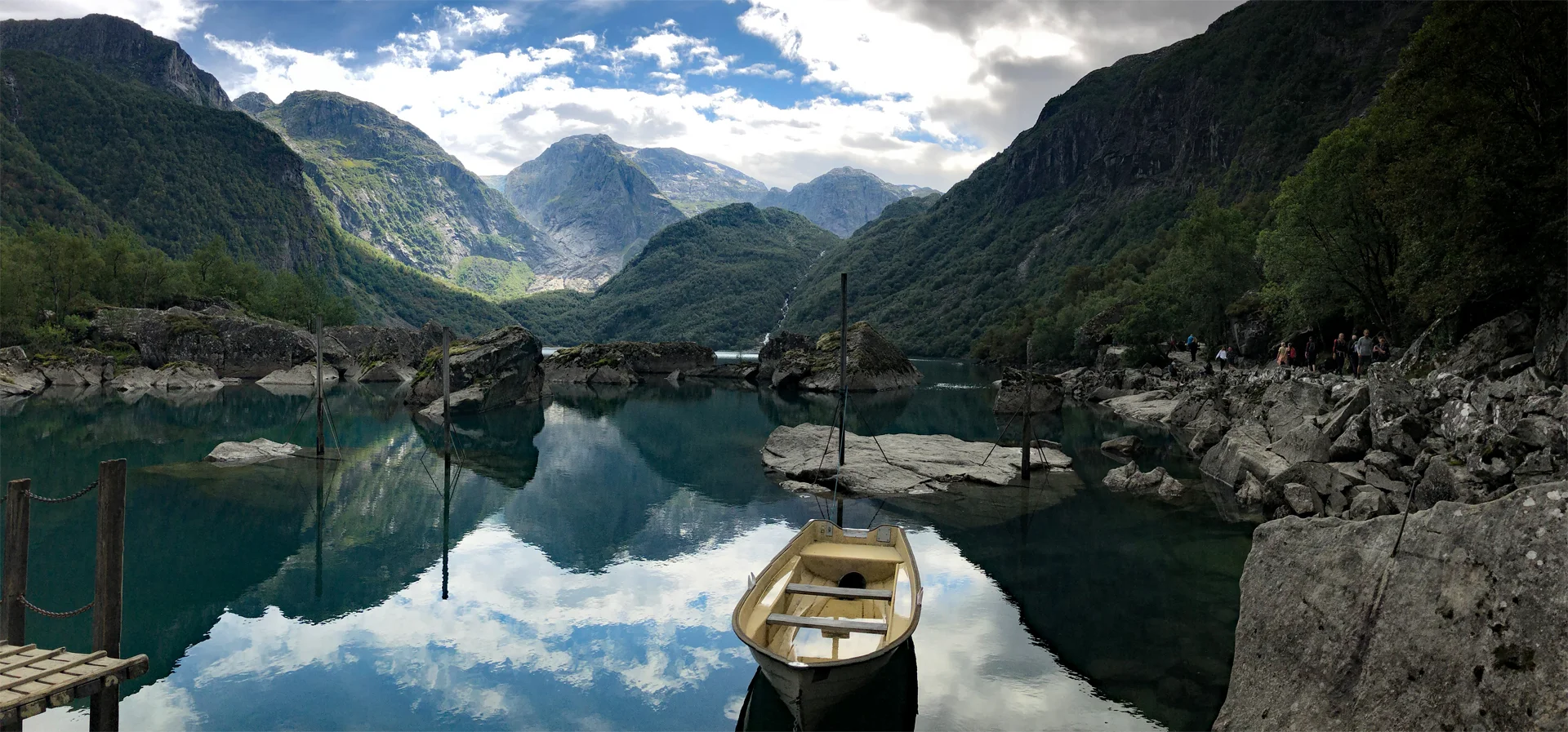 Bondhusvatnet (188 moh.) fra Bondhus