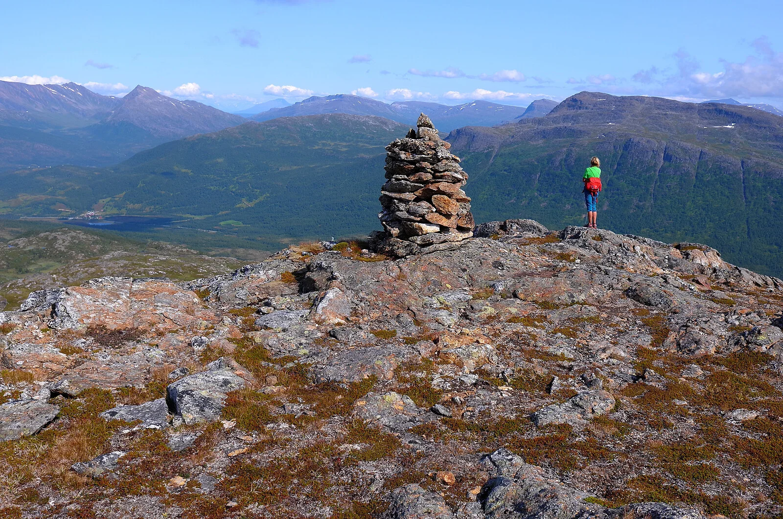 Oksen / Elveskartinden (807moh)