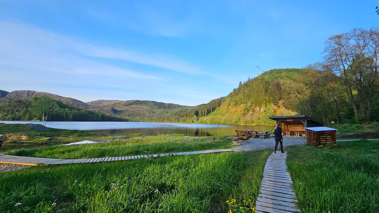 Vandretur langs Myrdalsvannet i Fana