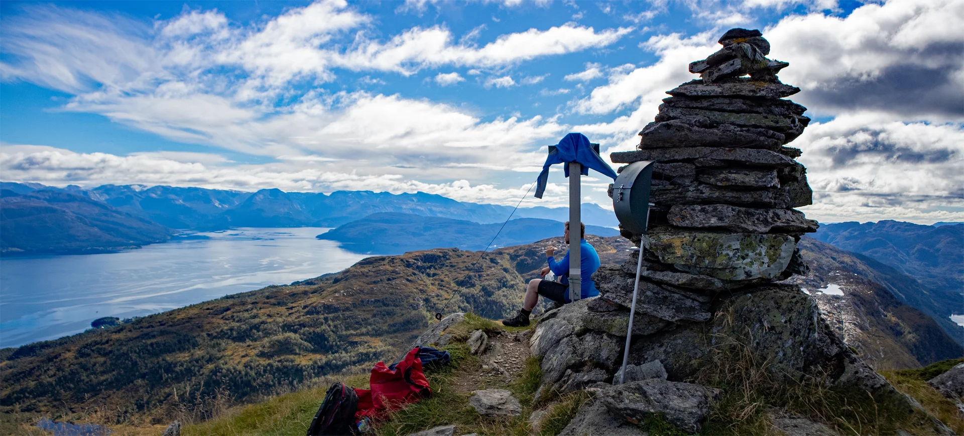 Fjelltur til Kråkenos (814 moh) fra Øvre Hålandsdalen